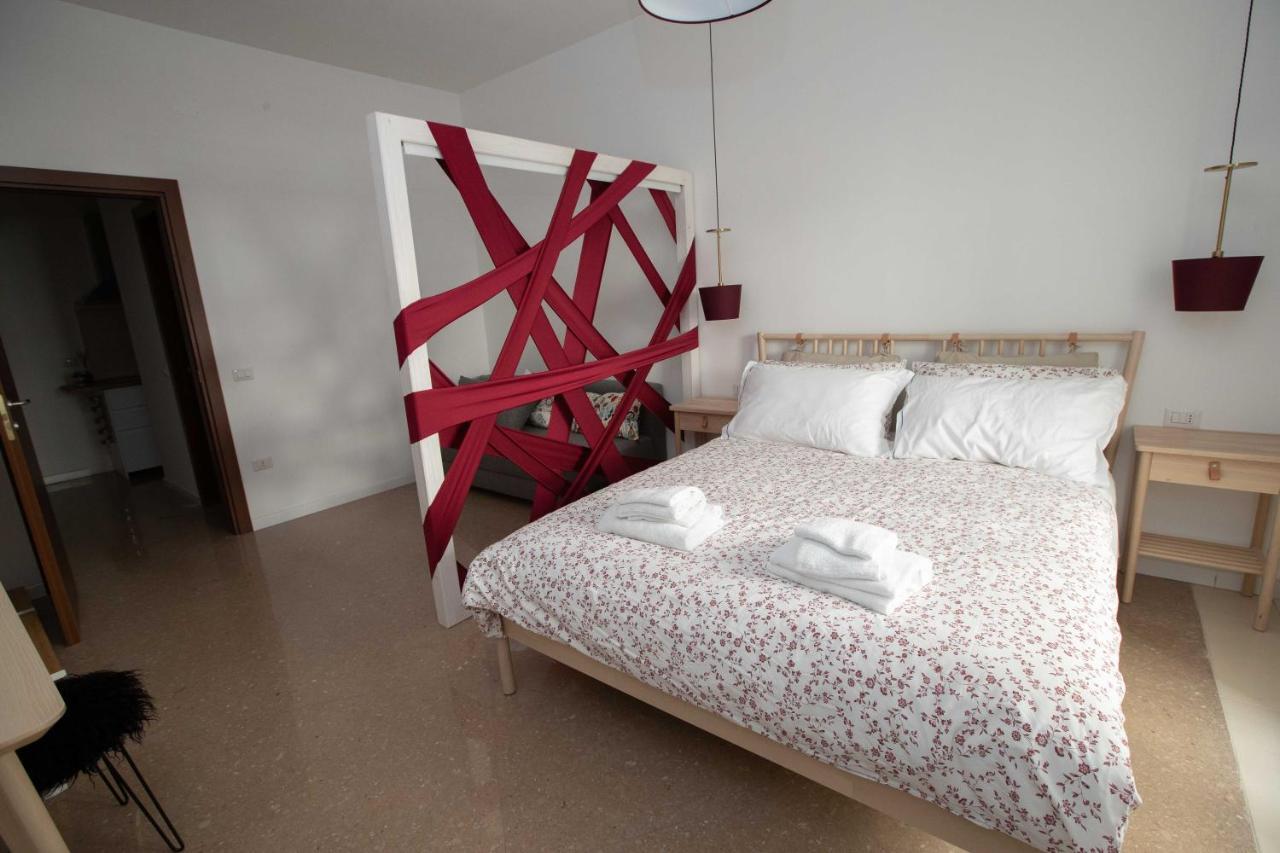 Municipiohouse-84 By Dimorra Apartment Napoli Exterior foto